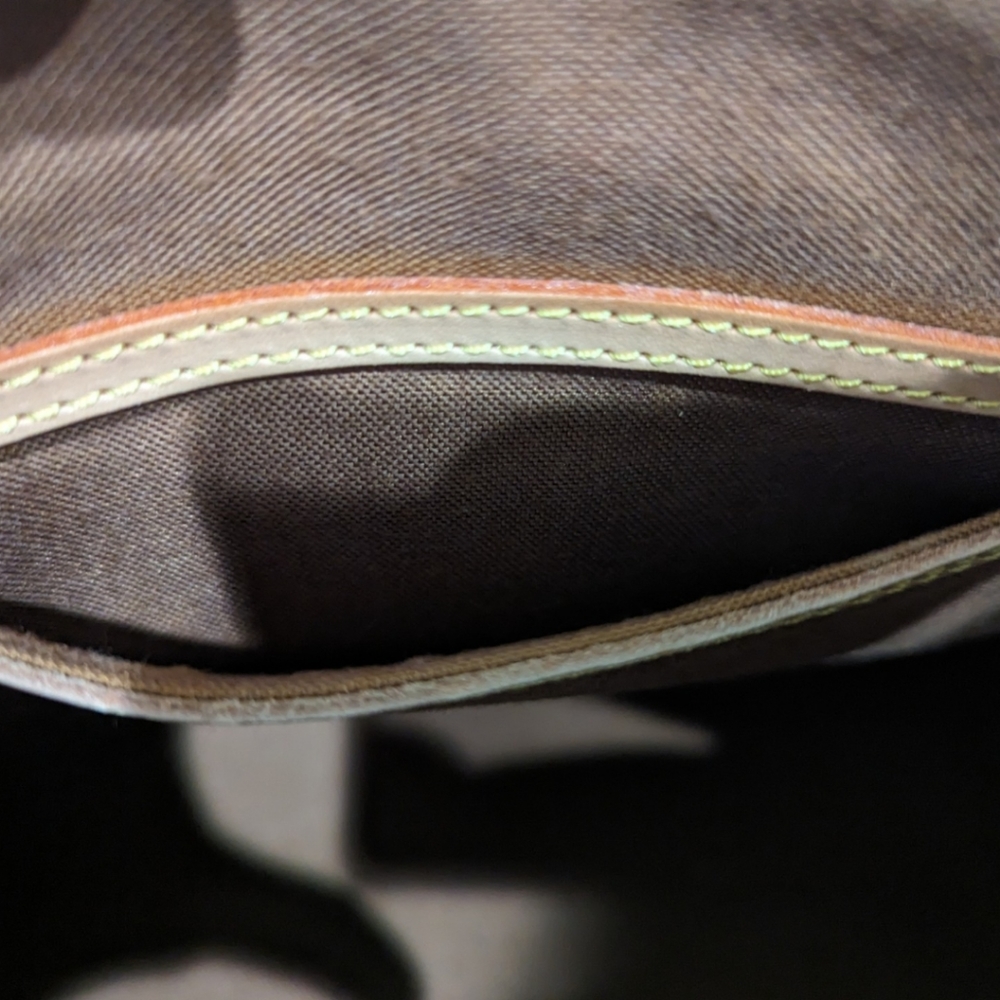 Authentic Louis Vuitton Alma - Picture 5 of 16